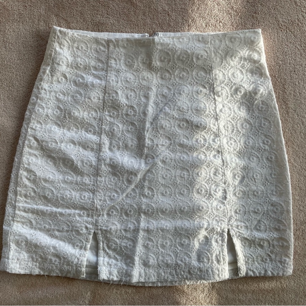 Aeropostale eyelet skirt